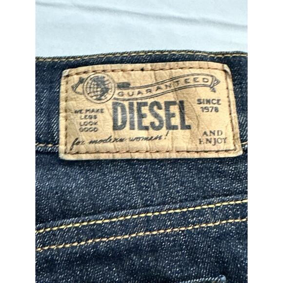 Diesel STRAITZEE Regular Slim Straight Stretch Jeans Dark Wash Women's 26 x 32 - Picture 4 of 11